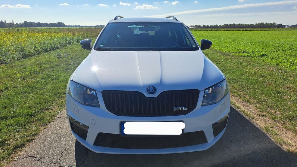Skoda Octavia 205.000 km 11.500 € Hillerse 38543