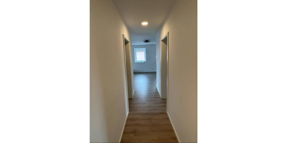 Etagenwohnung Wassertrüdingen - 4 Zimmer, 95 m&sup2;, 300.000&euro; | Angebot:26388716