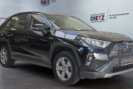 Toyota RAV 4 94.800 km 29.790 &euro; Wildau 15745