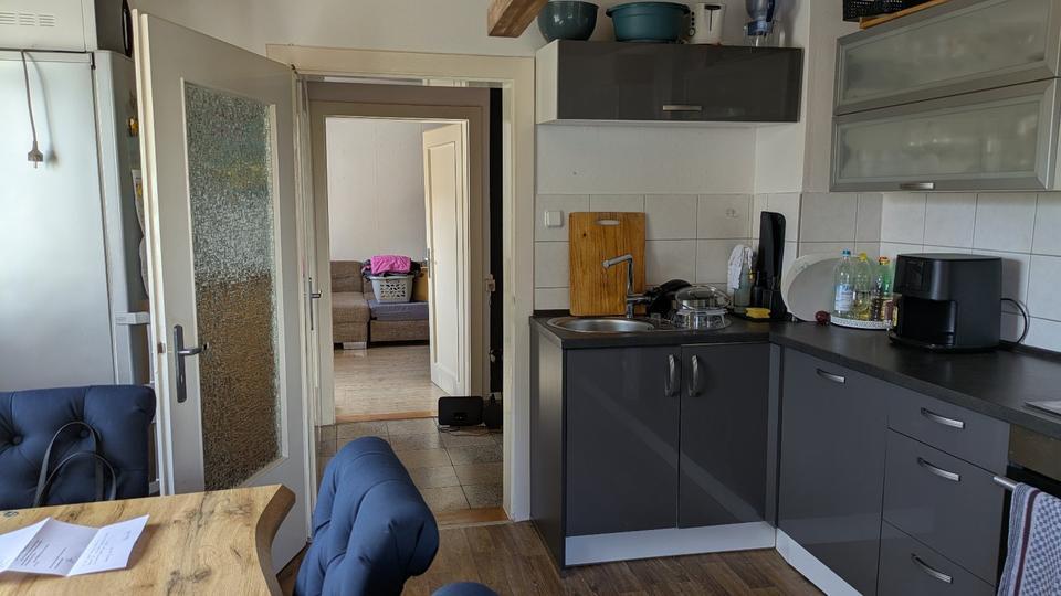 Älteres Einfamilienhaus mit Doppelgarage in Karlskron zur Miete