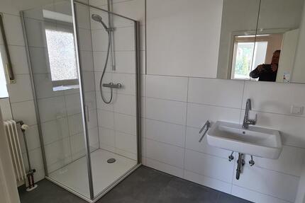 Wohnung 3-Zimmer Küche Bad WC, neu renoviert zu vermieten