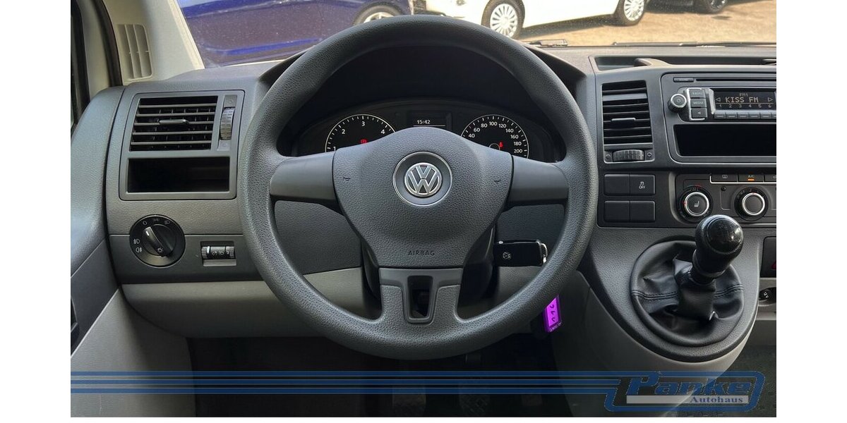 VW T5 Transporter Kombi 1. Hand 8 sitzer 169.000 km 14.990 &euro; Berlin 13187