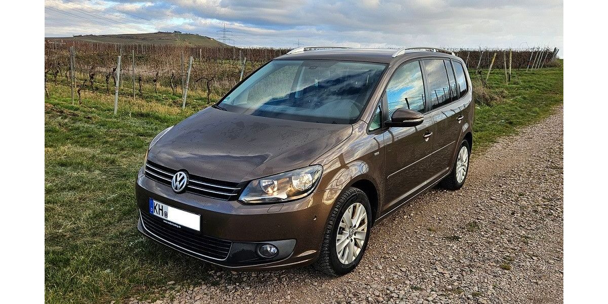 VW Touran 166.000 km 8.999 &euro; BAD MUNSTER 55583
