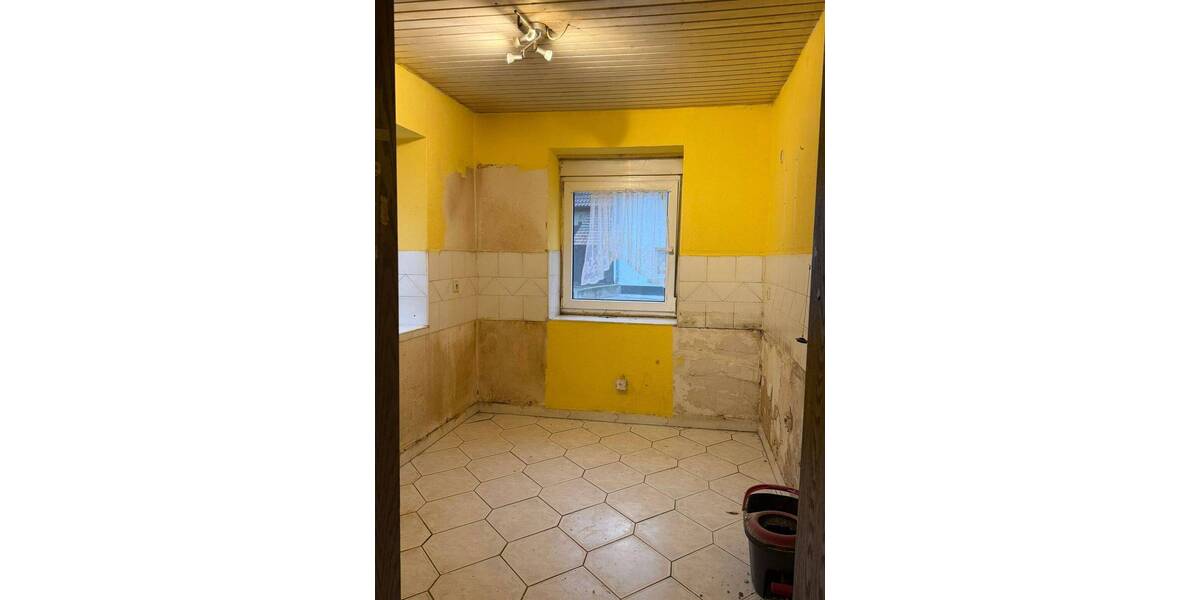 Etagenwohnung Oberderdingen-Flehingen Flehingen - 4 Zimmer, 92 m&sup2;, 99.000&euro; | Angebot:25748646