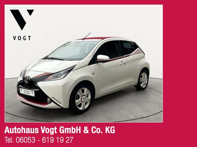 Toyota Aygo 52.250 km 9.900 &euro; Wächtersbach/Aufenau 63607