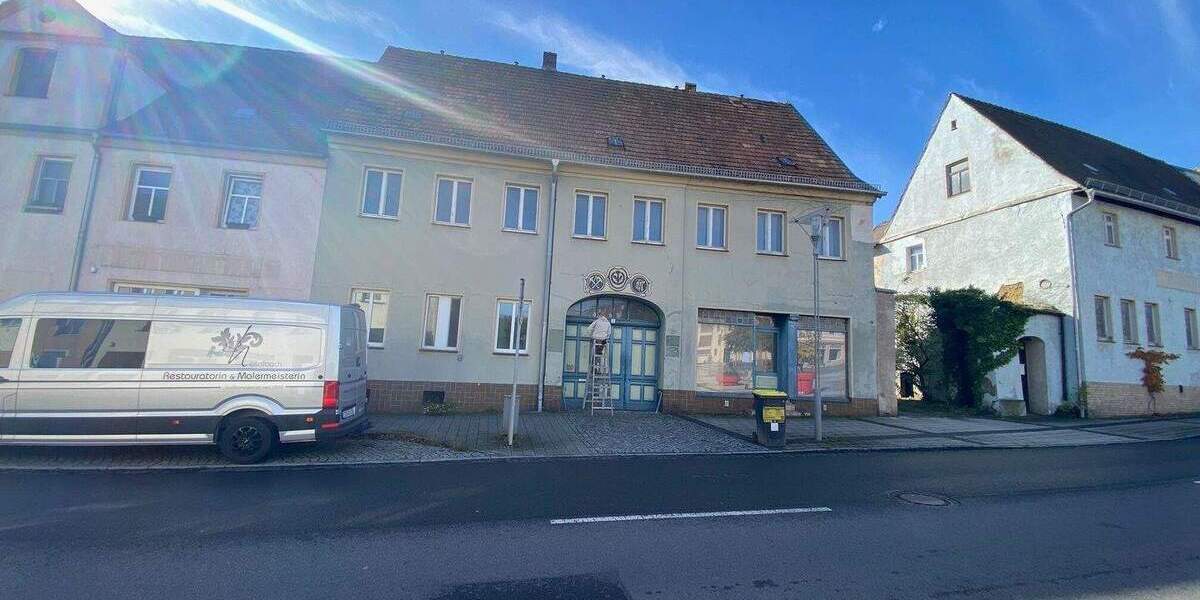 Schkeuditz - vor den Toren Leipzigs: Schöne EG-Einheit mit Terrasse I Modern & stilvoll I Denkmal 3 zimmer