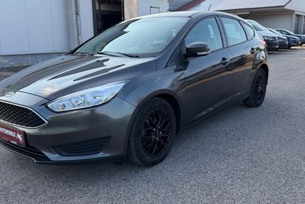 Ford Focus 154.302 km 6.890 &euro; Velburg 92355