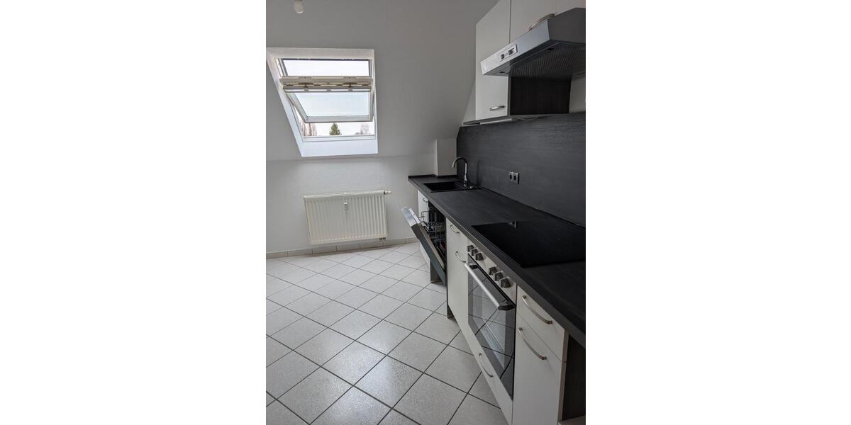 Dachgeschoßwohnung Chemnitz Kapellenberg - 3 Zimmer, 75 m&sup2;, 67.800&euro; | Angebot:26926346
