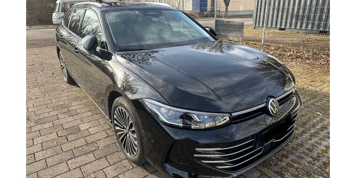 VW Passat Variant 45.000 km 32.700 &euro; Aichtal 72631