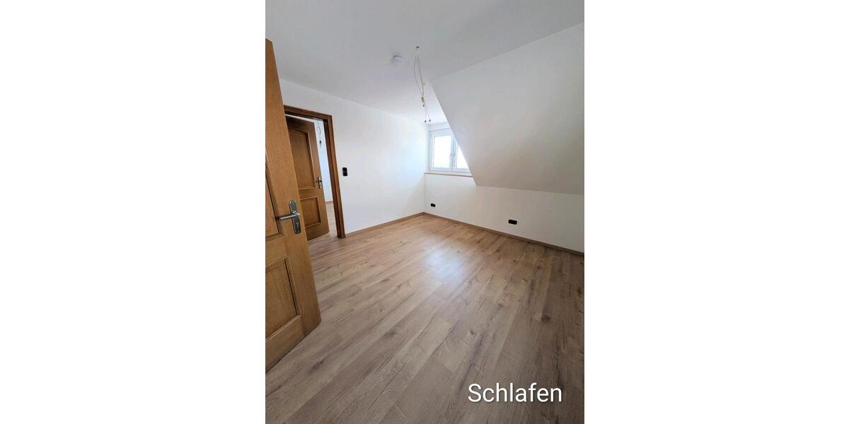 Dachgeschoßwohnung Hengersberg - 3 Zimmer, 75 m&sup2;, 600&euro; | Angebot:26416505