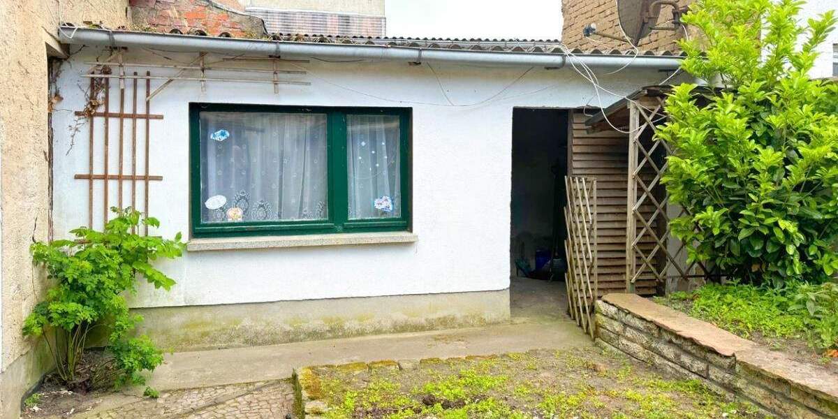 Mehrfamilienhaus, Wohnhaus Kalbe - 4 Zimmer, 110 m&sup2;, 40.000&euro; | Angebot:25706620