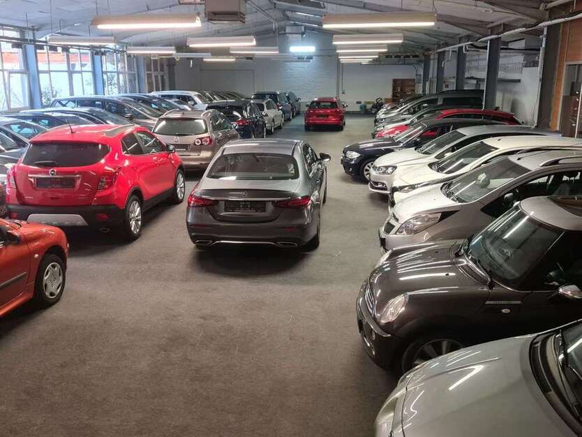 Hyundai i20 170.000 km 4.400 € Rüsselsheim 65428