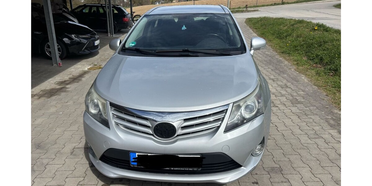 Toyota Avensis 318.032 km 6.000 &euro; Ortenburg 94496
