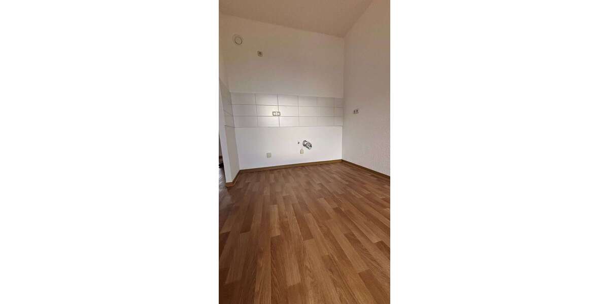 Etagenwohnung Schönebeck Schönebeck-Salzelmen - 4 Zimmer, 67 m&sup2;, 399&euro; | Angebot:26931626