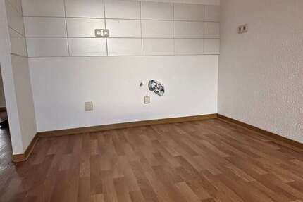 Wohnung Schönebeck Schönebeck-Salzelmen - 4 Zimmer, 67 m&sup2;, 399&euro; | Angebot:26931626