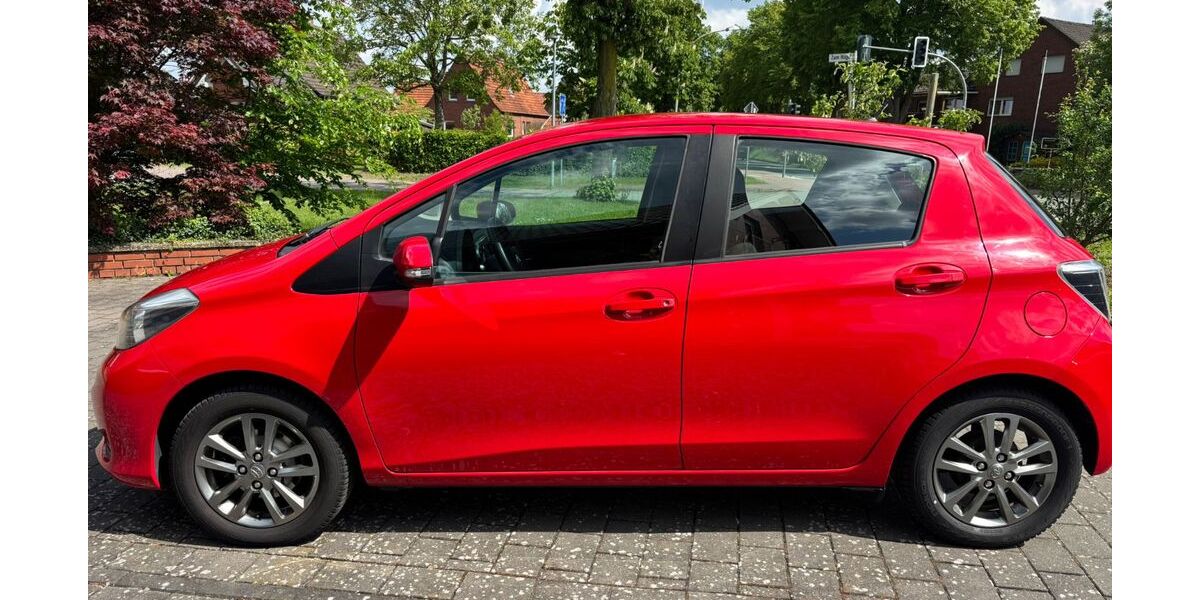 Toyota Yaris 62.000 km 8.000 &euro; Hörstel 48477