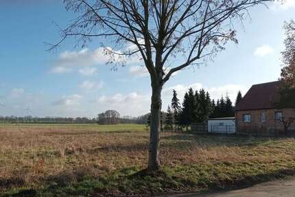 Grundstück zu verkaufen in Dallmin 28.000 € 2458 m²