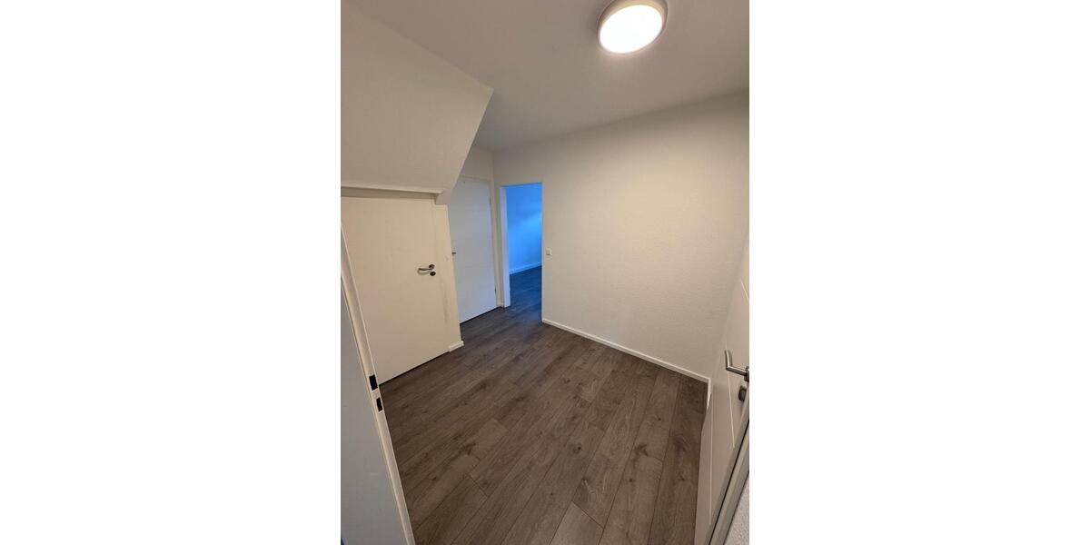 Erdgeschoßwohnung Delmenhorst Düsternort - 2.5 Zimmer, 70 m&sup2;, 740&euro; | Angebot:26038302