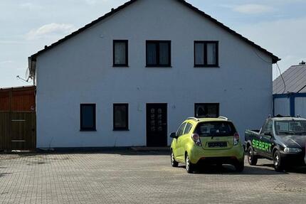 Mehrzweck- Immobilie: Werkstatt mit Wohnhaus und Garten 4 zimmer