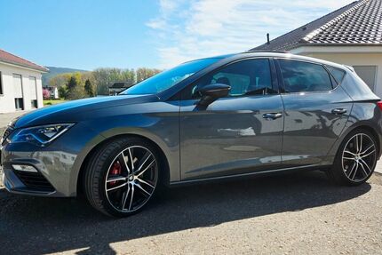 Seat Leon 98.834 km 21.900 &euro; Edertal 34549