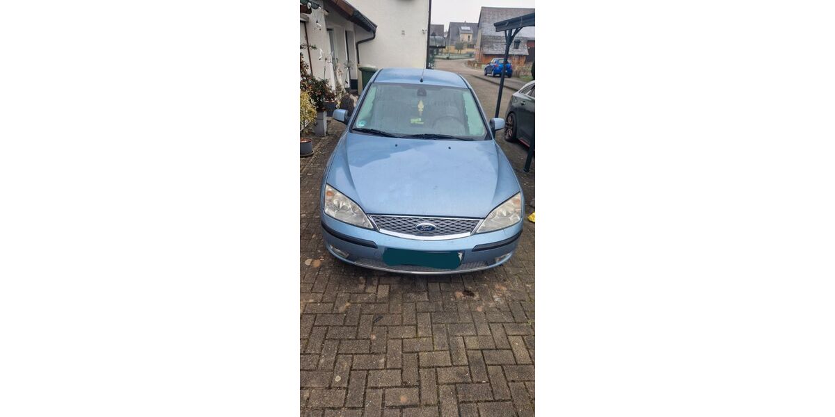 Ford Mondeo 220.000 km 1.500 &euro; Bühl 77815