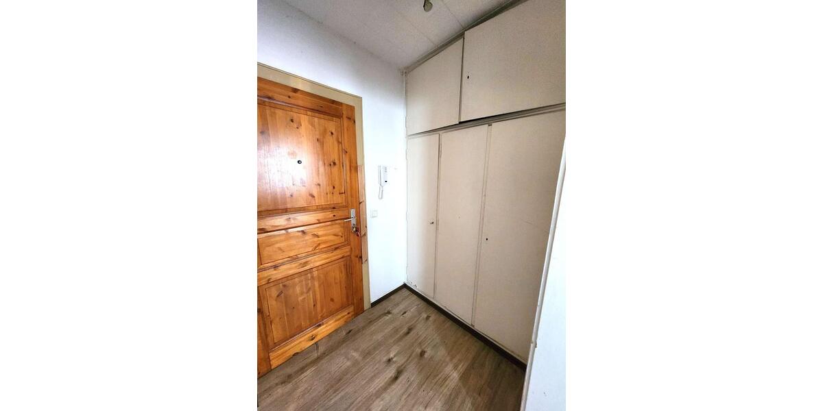 Etagenwohnung Krefeld - 1 Zimmer, 31 m&sup2;, 400&euro; | Angebot:26143585