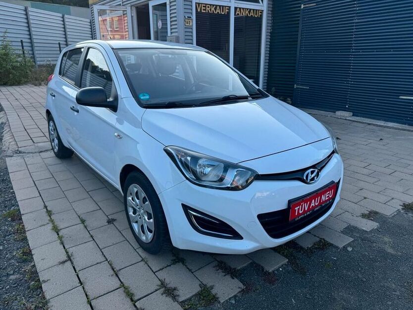 i20