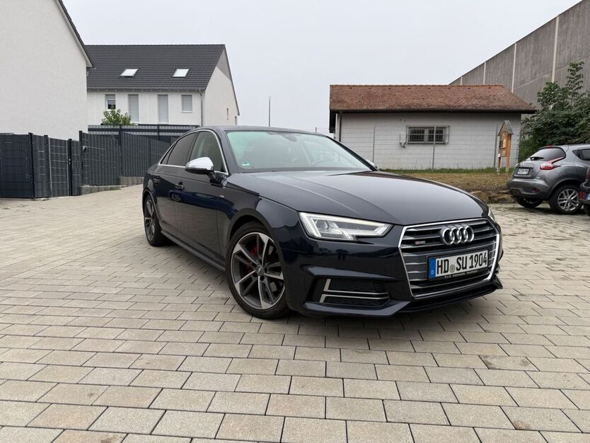 Audi A4 102.000 km 14.490 € Sinsheim 74889