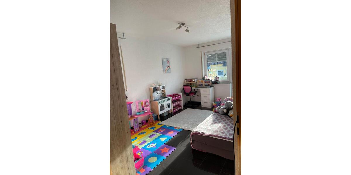 Doppelhaushälfte Bad Rappenau - 8 Zimmer, 213 m&sup2;, 520.000&euro; | Angebot:27050149