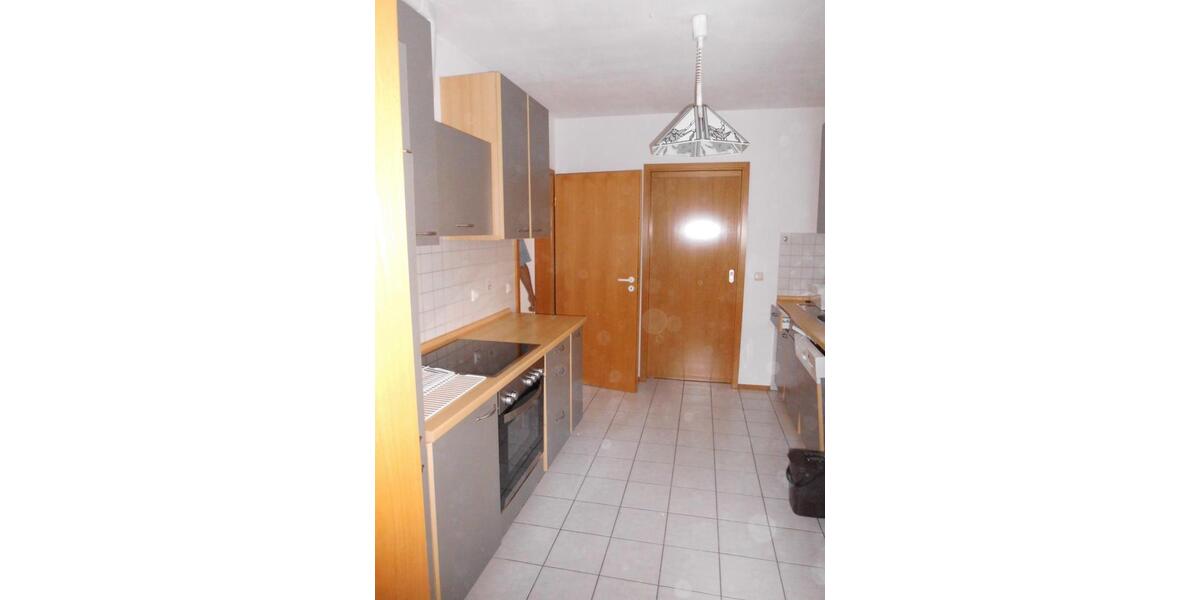 Großzügige und helle 3 - Zimmerwohnung in Pattenham zimmer