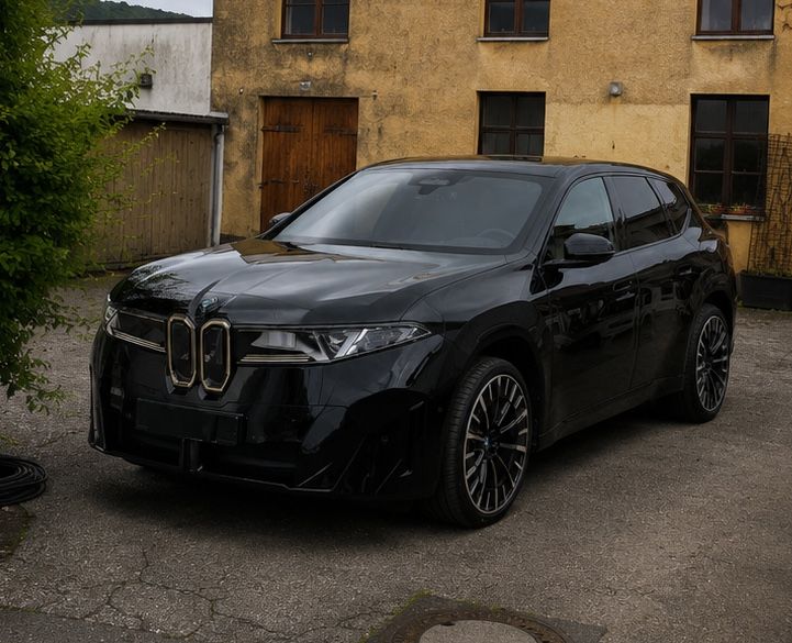 BMW iX3 7.000 km 85.900 &euro; Solingen 42719