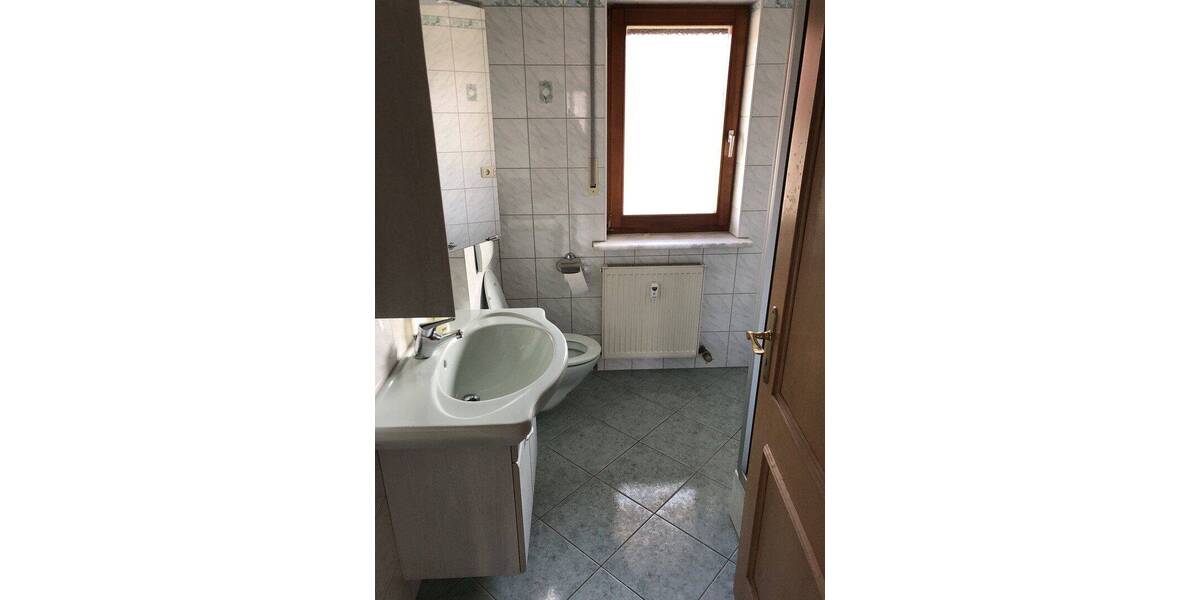 Mehrfamilienhaus, Wohnhaus Roding Neubäu - 8 Zimmer, 255 m&sup2;, 369.000&euro; | Angebot:26820143