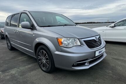 Lancia Voyager