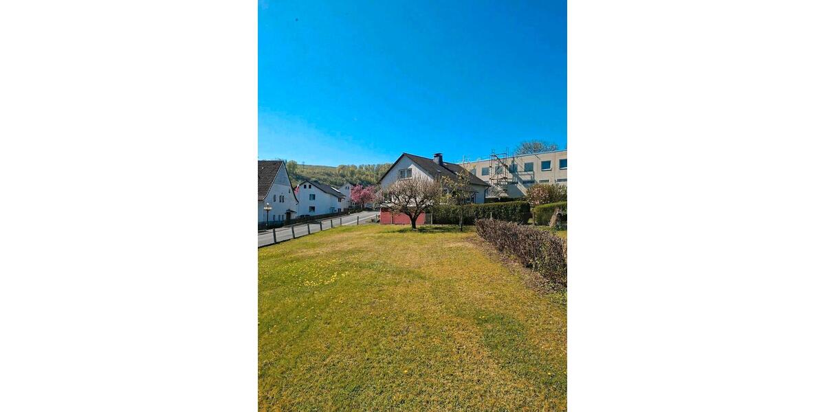 Einfamilienhaus Brilon - 7 Zimmer, 160 m&sup2;, 149.500&euro; | Angebot:26462354