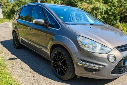 Ford S-Max 102.000 km 8.800 &euro; Halver 58553