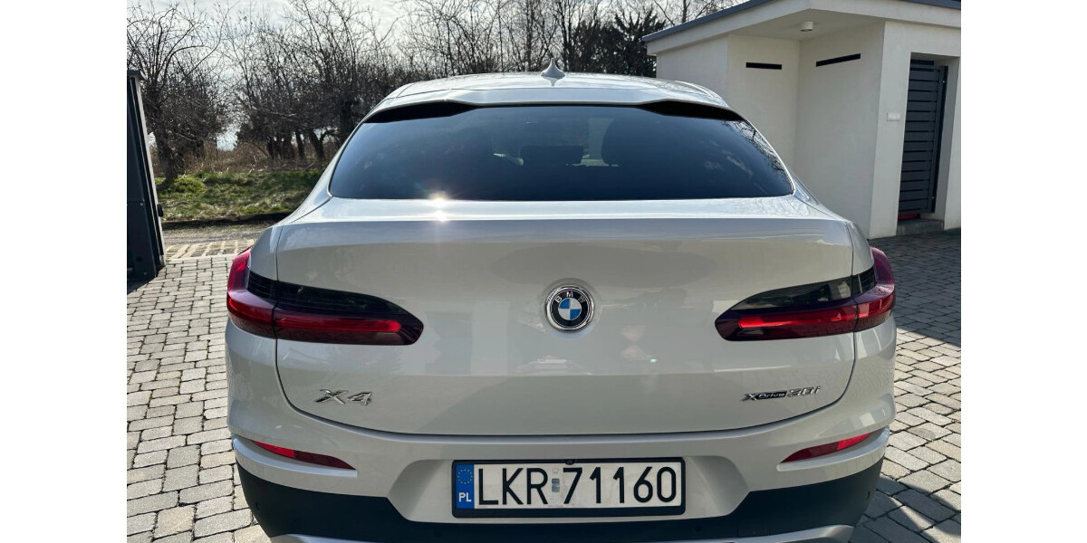 BMW X4 99.700 km 36.500 &euro; Berlin 10178