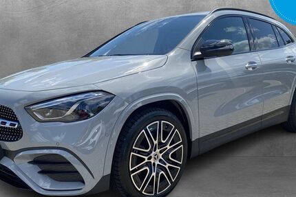 Mercedes-Benz GLA 180 15.000 km 43.730 € Waren 17192