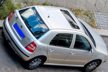 Skoda Fabia 129.260 km 2.600 &euro; Trantow 17121