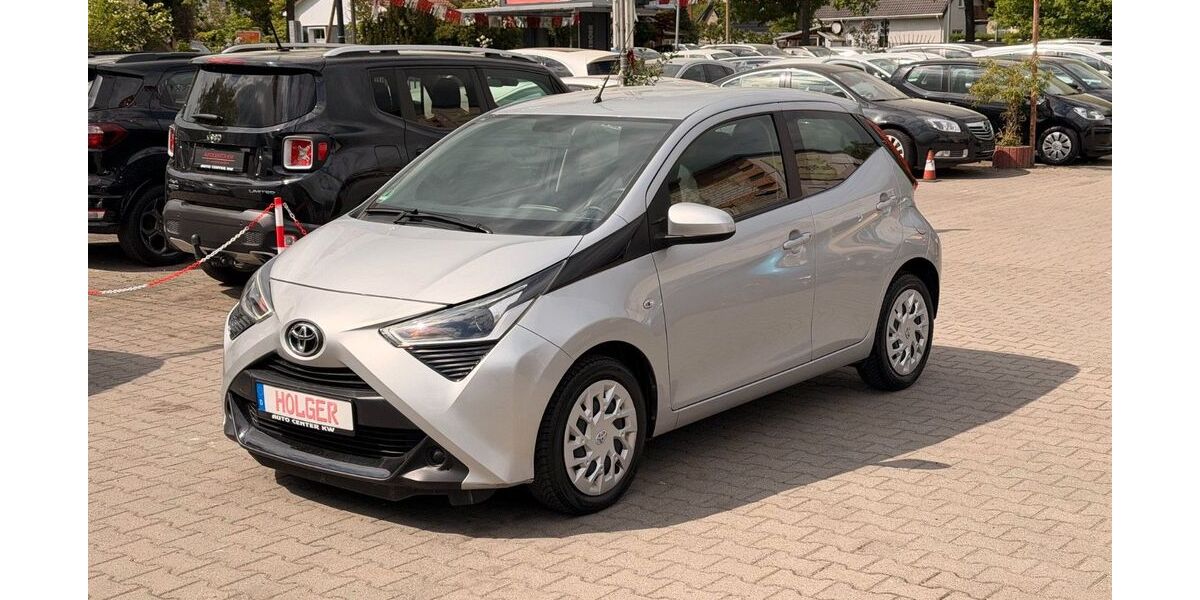 Toyota Aygo (X) 42.000 km 11.999 &euro; Königs Wusterhausen 15711