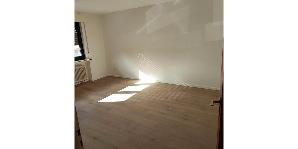 Etagenwohnung Lünen - 2 Zimmer, 60 m&sup2;, 600&euro; | Angebot:26356817