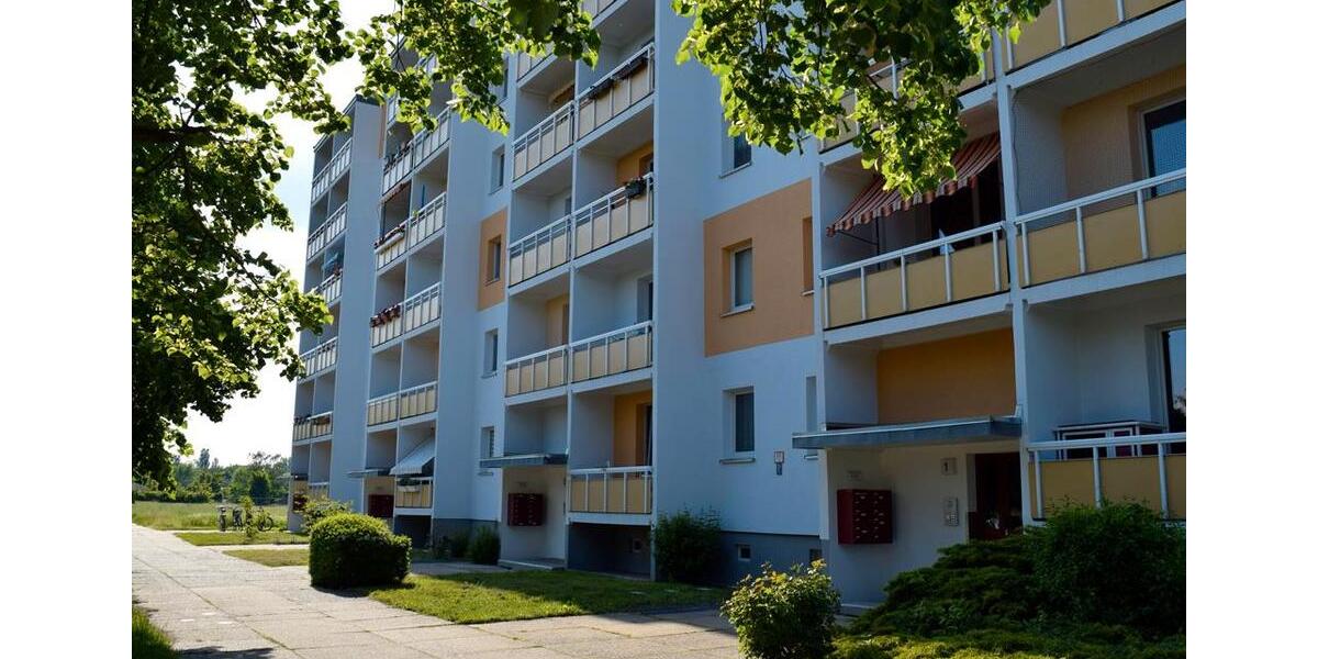 Etagenwohnung Cottbus Brunschwig - 3 Zimmer, 57 m&sup2;, 375&euro; | Angebot:25349423