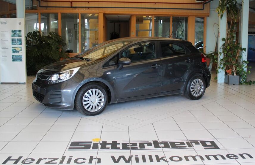 Kia Rio 111.318 km 7.400 € Essen/Oldenburg 49632