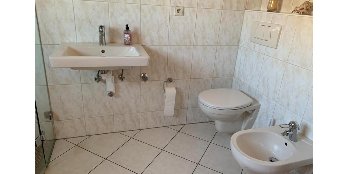 Erdgeschoßwohnung Eppelheim - 4 Zimmer, 115 m&sup2;, 1.300&euro; | Angebot:26023487