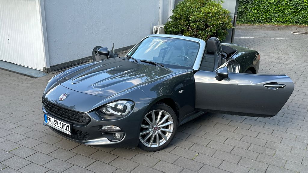 Fiat 124 Spider 29.500 km 18.600 &euro; Schwelm 58332