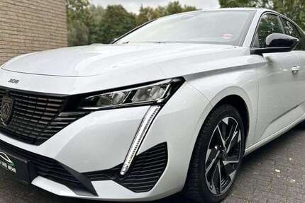 Peugeot 308 31.500 km 21.999 € Paderborn 33100