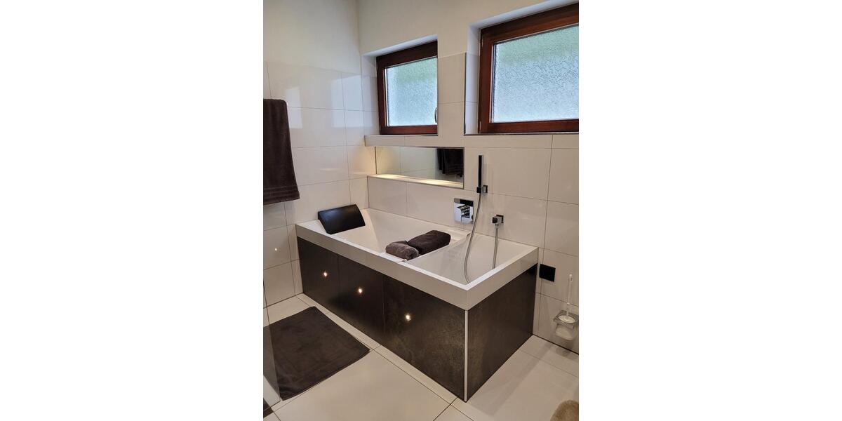 Einfamilienhaus mit Einliegerwohnung 4 zimmer