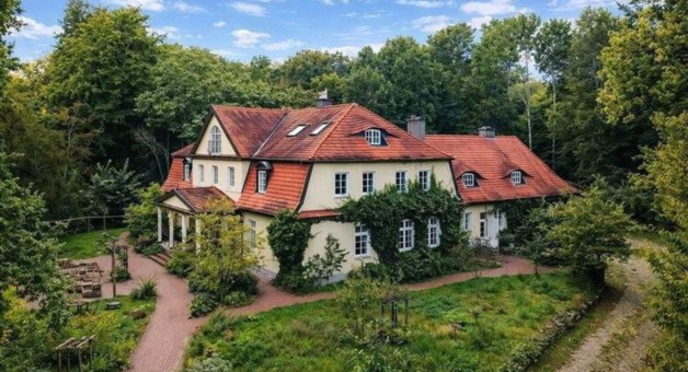 Anwesen Seminarhaus Wohnhaus Wald Wiese See Uckermark - Einfamilienhaus Boitzenburger Land | Angebot:27131421