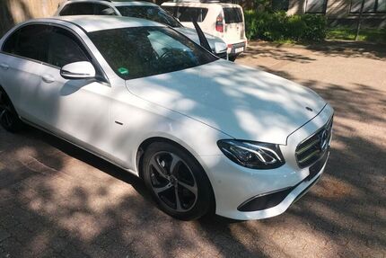 Mercedes E 220
