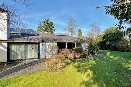 Haus Stuhr - 6 Zimmer, 248 m&sup2;, 449.000&euro; | Angebot:25929180