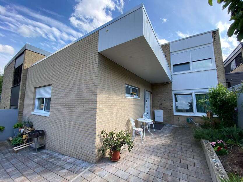 Haus zum Kaufen in Bad Homburg 749.000 € 130 m²